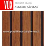 Šviesaus ąžuolo imitacijos lamelinė panelė VOX Fronto Black interjerui.